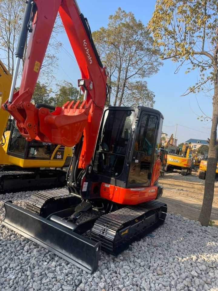 Kubota 165 - Kettenbagger: das Bild 4 Kubota 165 - Kettenbagger: das Bild 4