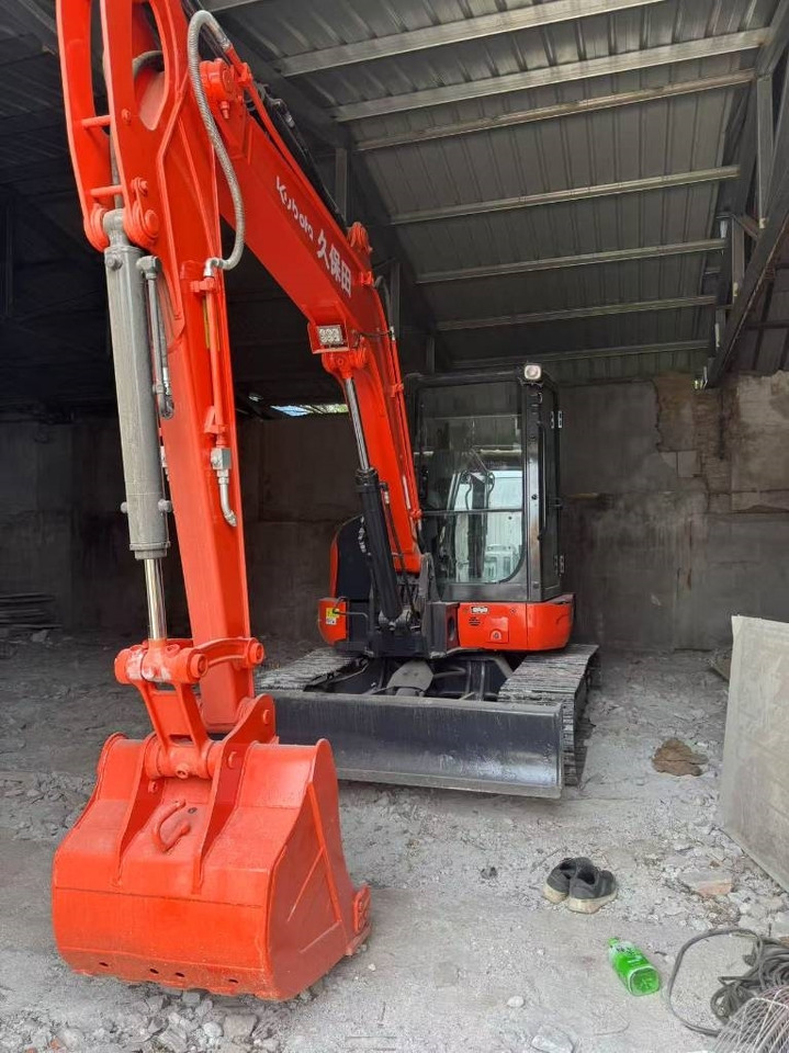 Kubota KX 165 - Minibagger: das Bild 1 Kubota KX 165 - Minibagger: das Bild 1