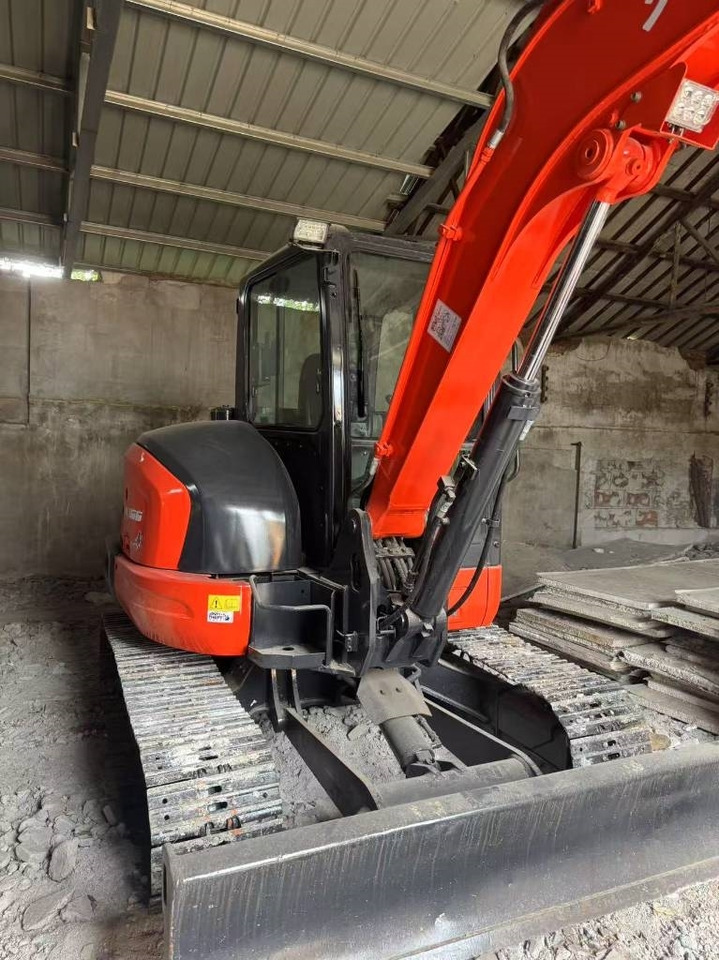 Kubota KX 165 - Minibagger: das Bild 4 Kubota KX 165 - Minibagger: das Bild 4