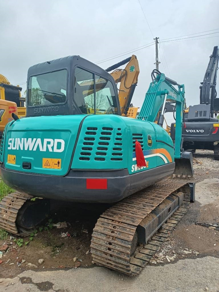 Sunward SWE 80 - Kettenbagger: das Bild 2 Sunward SWE 80 - Kettenbagger: das Bild 2
