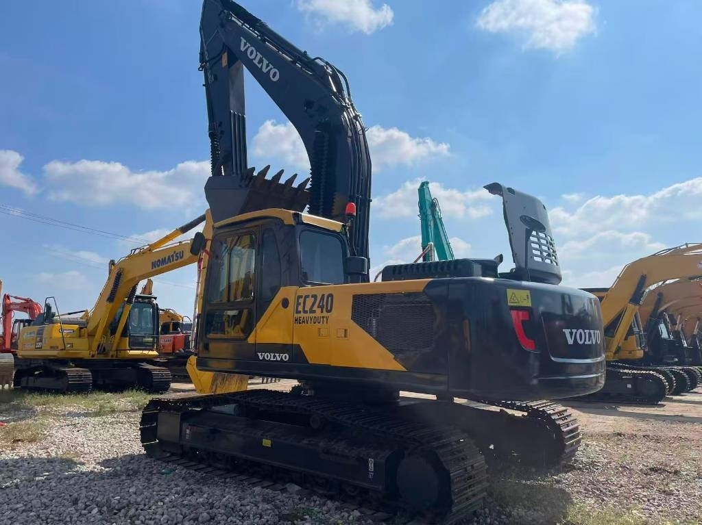 Volvo EC 240 - Kettenbagger: das Bild 2 Volvo EC 240 - Kettenbagger: das Bild 2