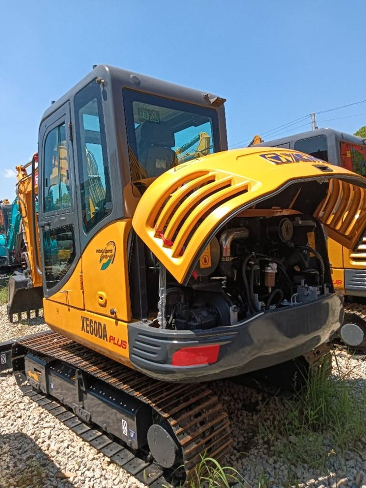 XCMG XE 60 DA - Minibagger: das Bild 4 XCMG XE 60 DA - Minibagger: das Bild 4