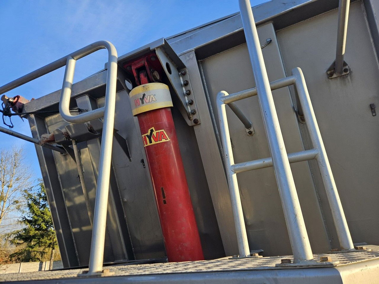 Janmil NWD 40 m3 - 2016 year of production - new floor - new tires - Kipper Auflieger: das Bild 5 Janmil NWD 40 m3 - 2016 year of production - new floor - new tires - Kipper Auflieger: das Bild 5