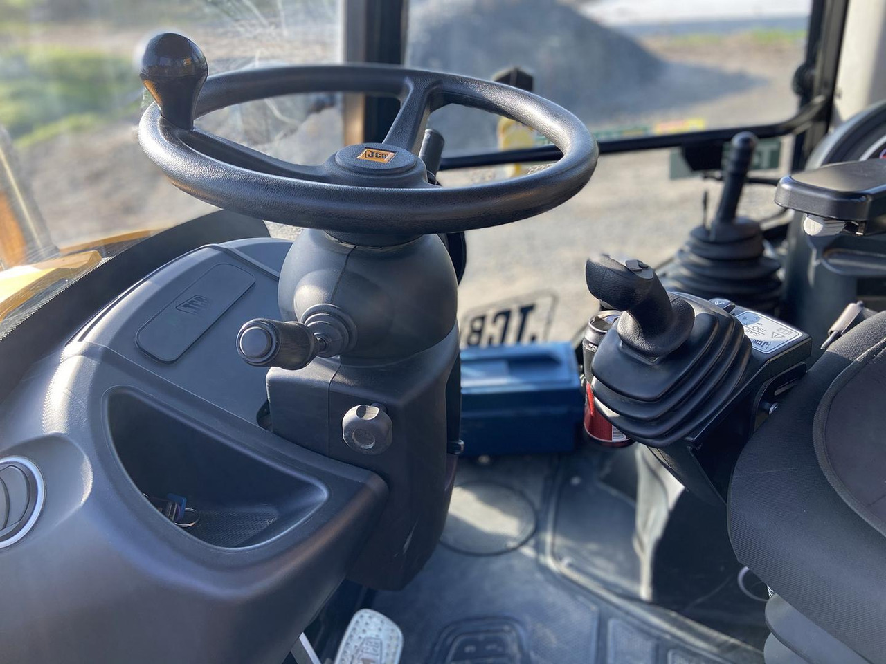 Baggerlader JCB 4CX ECO, Joystic, Traktobager: das Bild 20