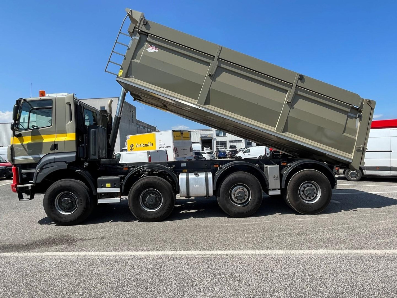 Tatra Phoenix 8x8 jednostranný sklápač, rv 2019, Sklápač S1 - Kipper: das Bild 5 Tatra Phoenix 8x8 jednostranný sklápač, rv 2019, Sklápač S1 - Kipper: das Bild 5