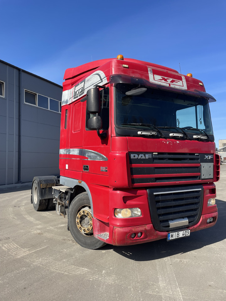 DAF XF410 INTARDER - Sattelzugmaschine: das Bild 4 DAF XF410 INTARDER - Sattelzugmaschine: das Bild 4