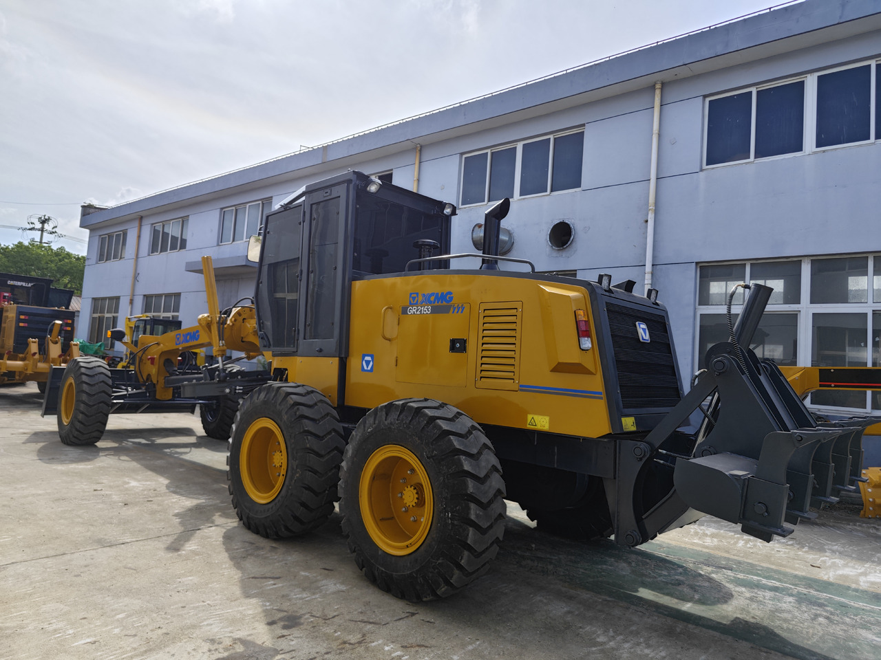 XCMG GR215 used motor grader - Grader: das Bild 4 XCMG GR215 used motor grader - Grader: das Bild 4