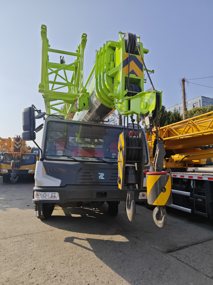 ZOOMLION ZTC250V 25TON - Mobilkran: das Bild 5 ZOOMLION ZTC250V 25TON - Mobilkran: das Bild 5