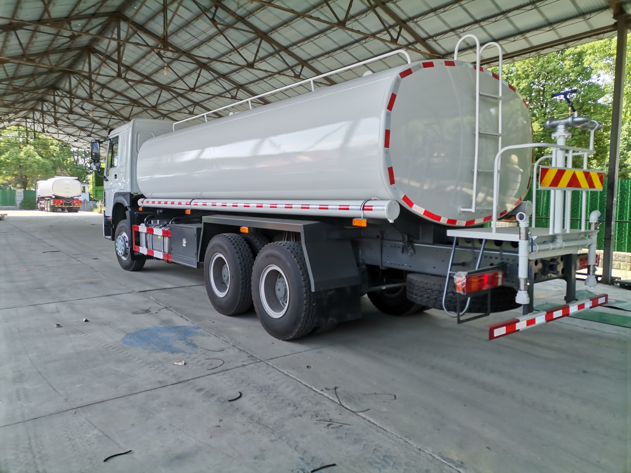 JSIE JSIE5250GSS - Tankwagen: das Bild 5 JSIE JSIE5250GSS - Tankwagen: das Bild 5