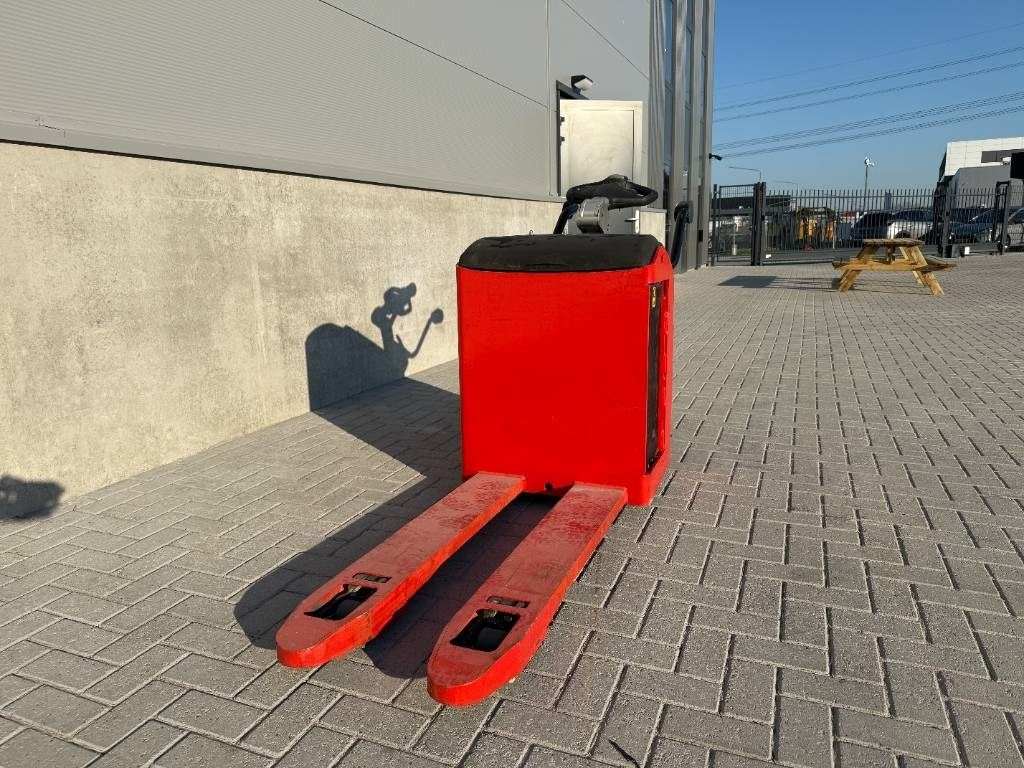 Manitou EP22M AC PFR9 SP - Niederhubwagen: das Bild 2 Manitou EP22M AC PFR9 SP - Niederhubwagen: das Bild 2