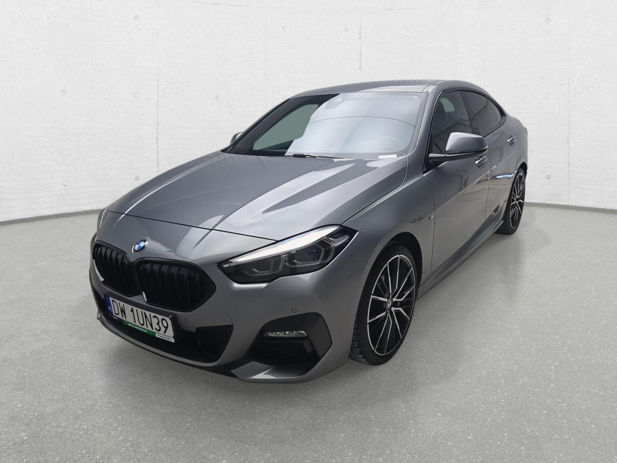 BMW 218 I SEDAN - Limousine: das Bild 4 BMW 218 I SEDAN - Limousine: das Bild 4