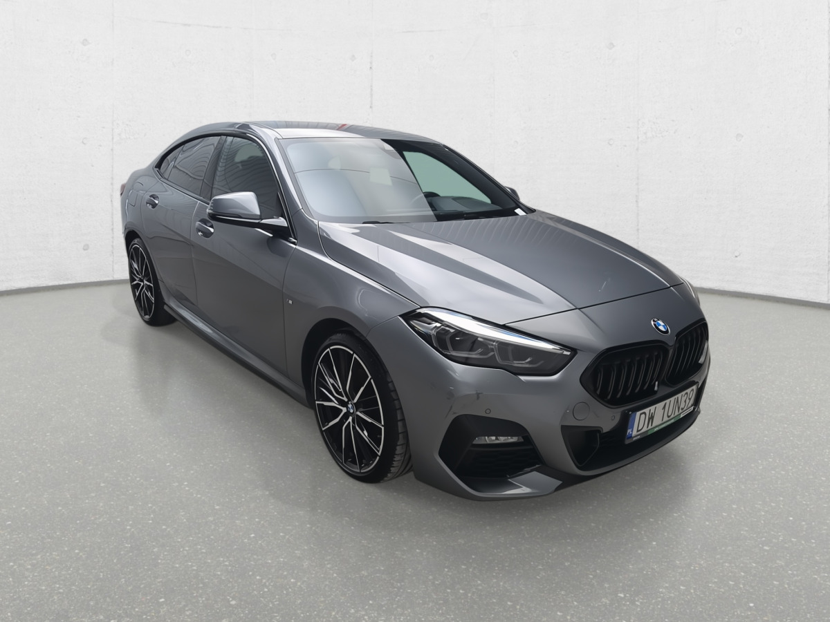 BMW 218 I SEDAN - Limousine: das Bild 2 BMW 218 I SEDAN - Limousine: das Bild 2
