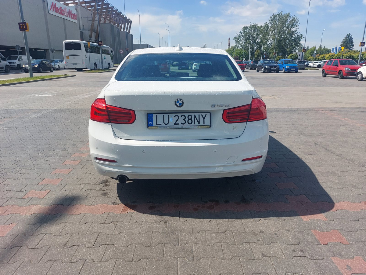 BMW 318D SEDAN - Limousine: das Bild 4 BMW 318D SEDAN - Limousine: das Bild 4