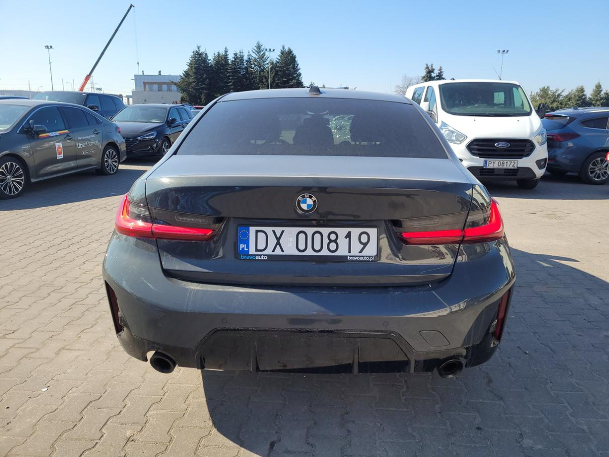 BMW 320 D XDRIVE SEDAN - Limousine: das Bild 5 BMW 320 D XDRIVE SEDAN - Limousine: das Bild 5