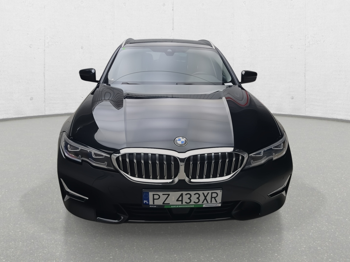 BMW 320D XDRIVE KOMBI - PKW: das Bild 4 BMW 320D XDRIVE KOMBI - PKW: das Bild 4