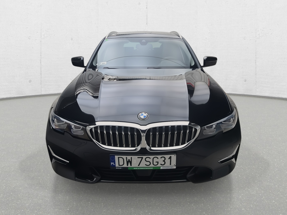 BMW 320D XDRIVE KOMBI - PKW: das Bild 4 BMW 320D XDRIVE KOMBI - PKW: das Bild 4
