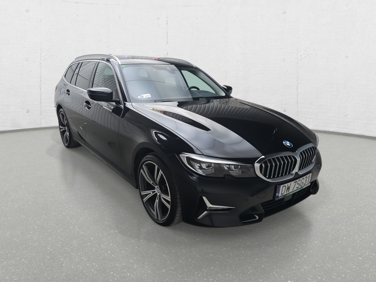 BMW 320D XDRIVE KOMBI - PKW: das Bild 1 BMW 320D XDRIVE KOMBI - PKW: das Bild 1