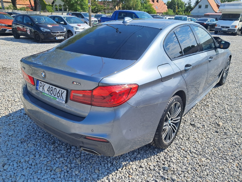 BMW 520D XDRIVE SEDAN - Limousine: das Bild 4 BMW 520D XDRIVE SEDAN - Limousine: das Bild 4