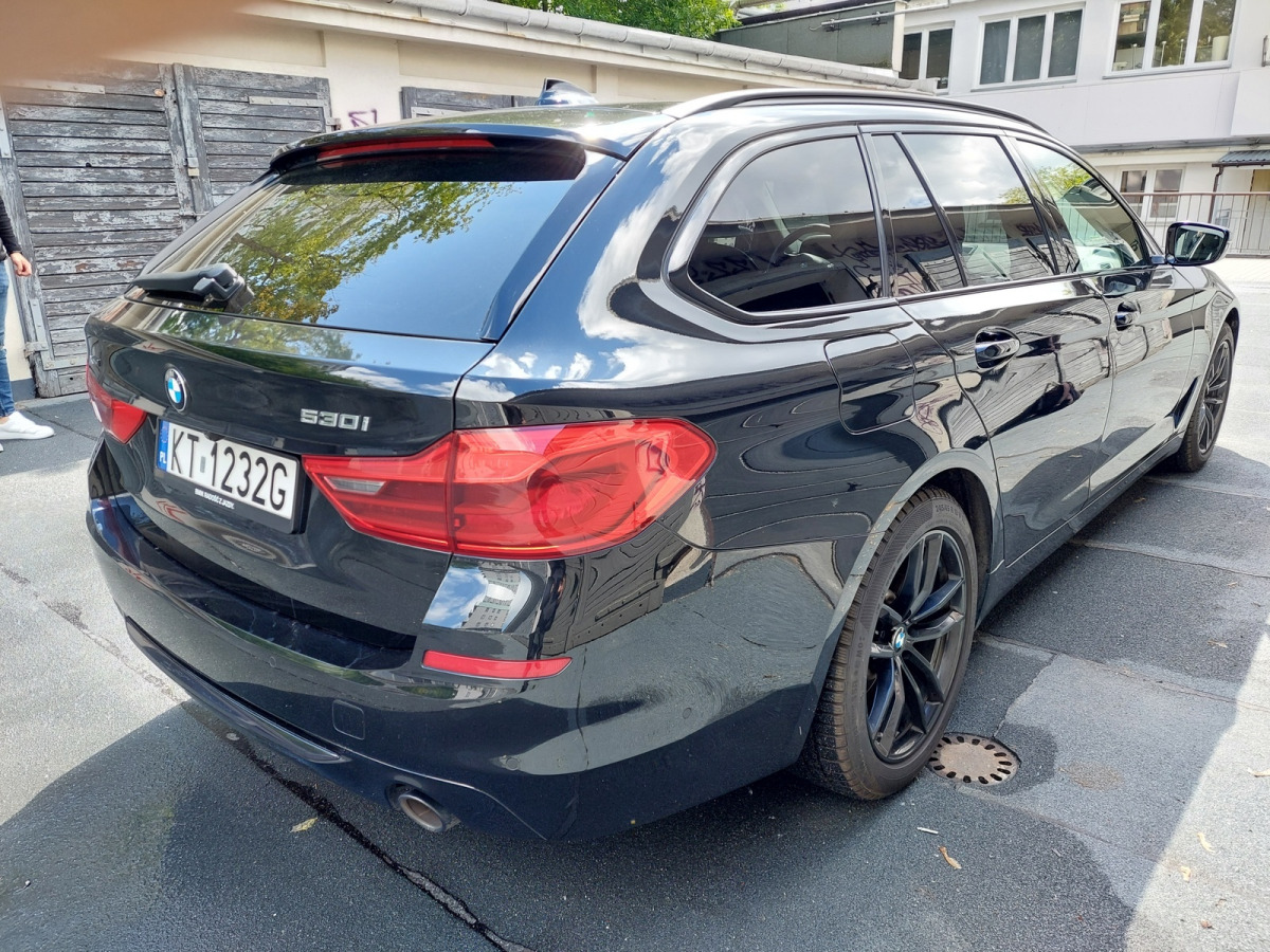 BMW 530I XDRIVE KOMBI - PKW: das Bild 3 BMW 530I XDRIVE KOMBI - PKW: das Bild 3