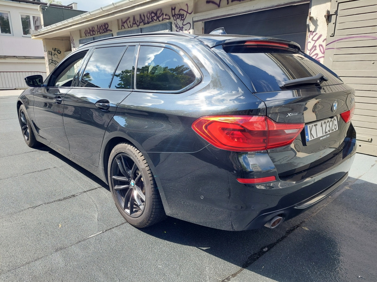 BMW 530I XDRIVE KOMBI - PKW: das Bild 4 BMW 530I XDRIVE KOMBI - PKW: das Bild 4
