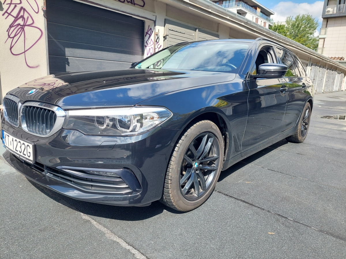BMW 530I XDRIVE KOMBI - PKW: das Bild 2 BMW 530I XDRIVE KOMBI - PKW: das Bild 2