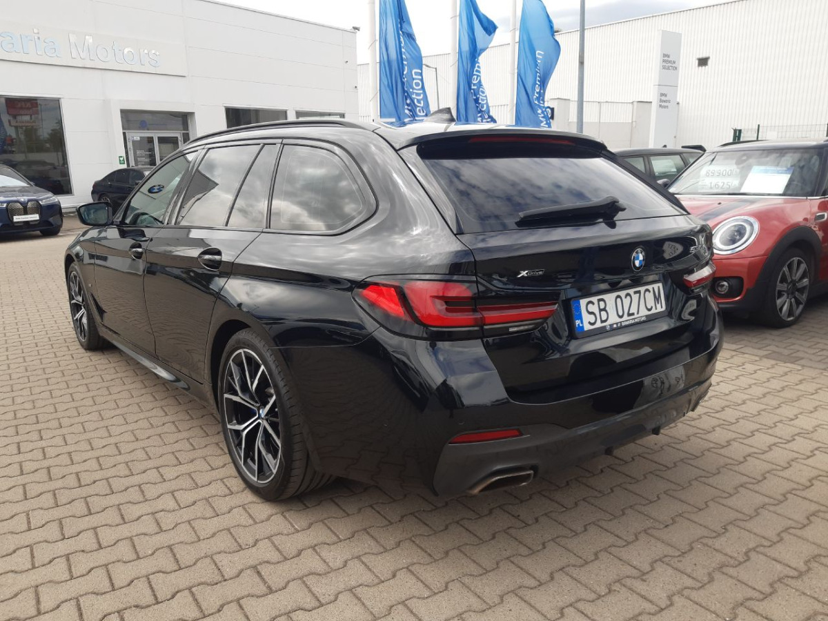 BMW 530i xDrive mHEV M Sport KOMBI - PKW: das Bild 4 BMW 530i xDrive mHEV M Sport KOMBI - PKW: das Bild 4