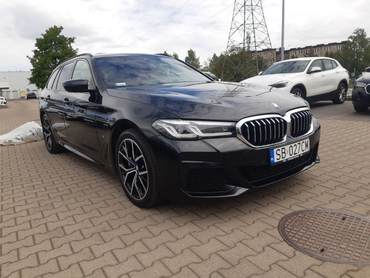 BMW 530i xDrive mHEV M Sport KOMBI - PKW: das Bild 1 BMW 530i xDrive mHEV M Sport KOMBI - PKW: das Bild 1