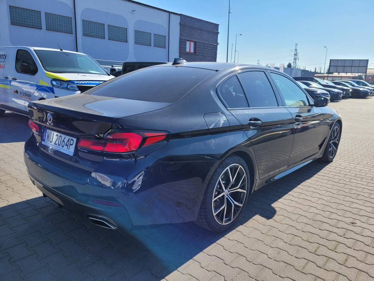 BMW 540D XDRIVE SEDAN - Limousine: das Bild 4 BMW 540D XDRIVE SEDAN - Limousine: das Bild 4
