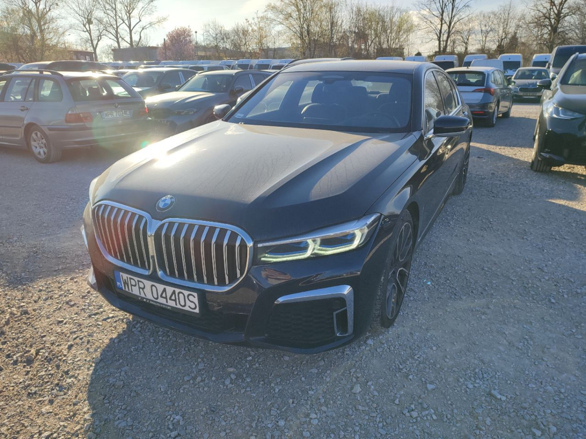 BMW 750I XDRIVE SEDAN - Limousine: das Bild 2 BMW 750I XDRIVE SEDAN - Limousine: das Bild 2