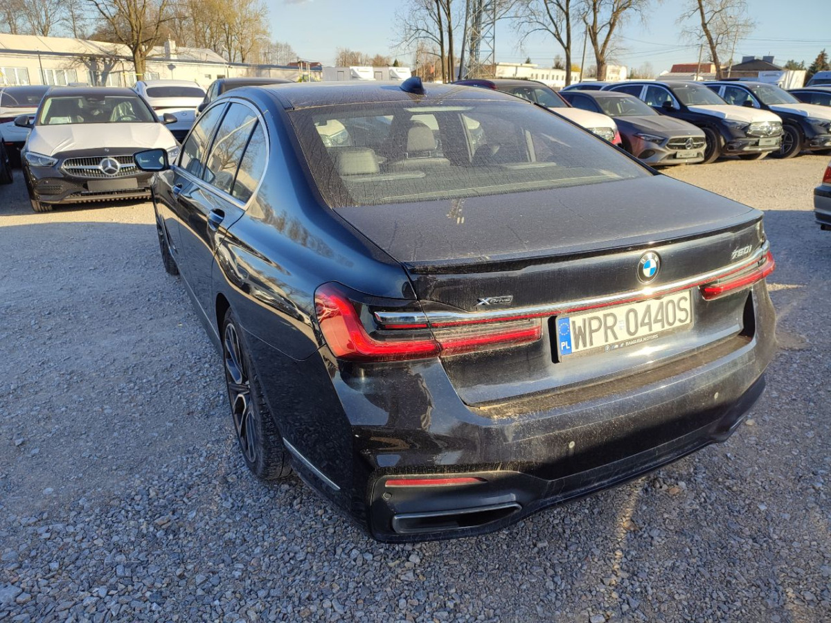 BMW 750I XDRIVE SEDAN - Limousine: das Bild 4 BMW 750I XDRIVE SEDAN - Limousine: das Bild 4