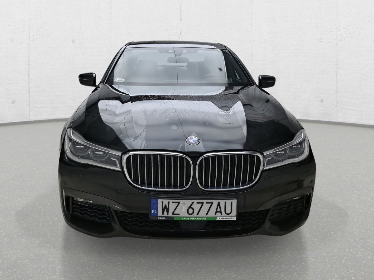 BMW 750d xDrive SEDAN - Limousine: das Bild 3 BMW 750d xDrive SEDAN - Limousine: das Bild 3