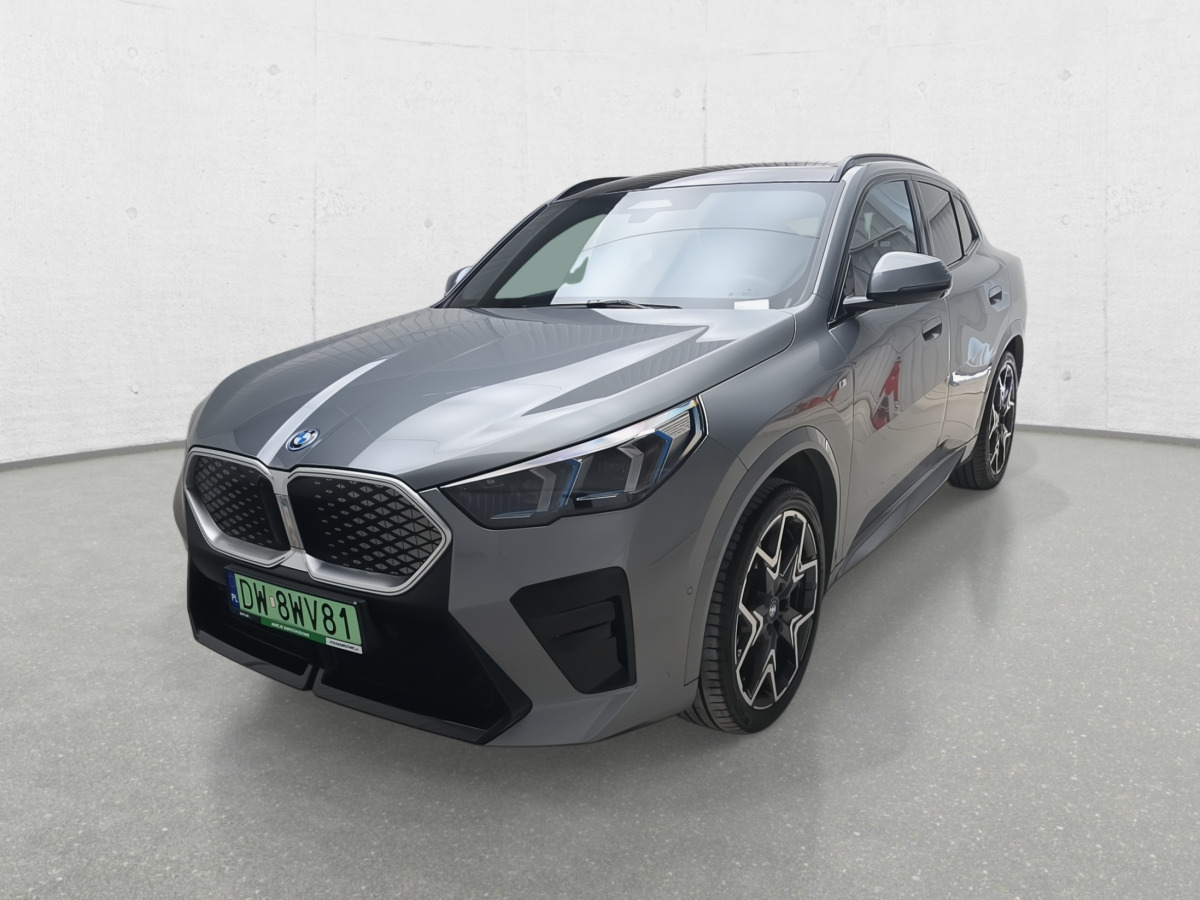 BMW IX2 XDRIVE30 SUV - SUV/ Geländewagen: das Bild 4 BMW IX2 XDRIVE30 SUV - SUV/ Geländewagen: das Bild 4