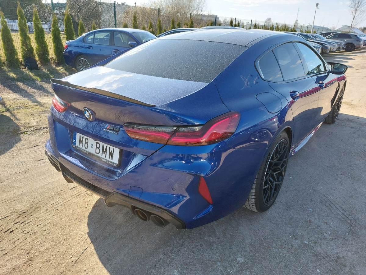 BMW M8 COMPETITION SEDAN - Limousine: das Bild 3 BMW M8 COMPETITION SEDAN - Limousine: das Bild 3