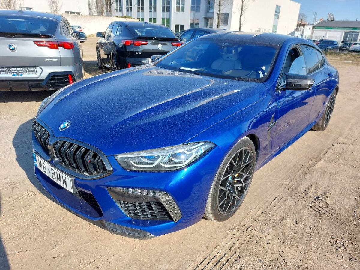 BMW M8 COMPETITION SEDAN - Limousine: das Bild 2 BMW M8 COMPETITION SEDAN - Limousine: das Bild 2