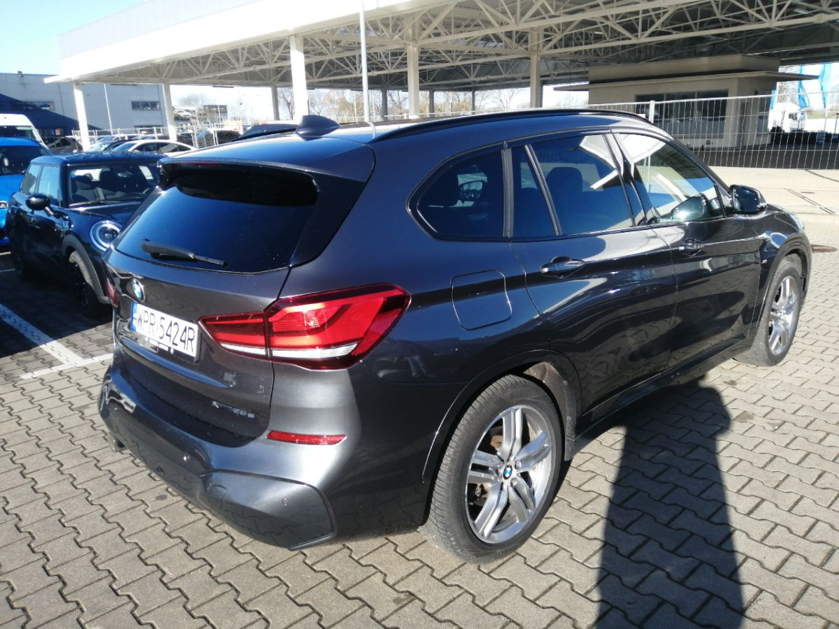 BMW X1 SUV - SUV/ Geländewagen: das Bild 4 BMW X1 SUV - SUV/ Geländewagen: das Bild 4