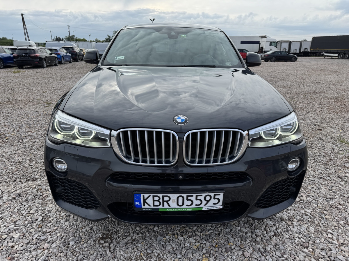 BMW X4 XDRIVE30D SUV - SUV/ Geländewagen: das Bild 2 BMW X4 XDRIVE30D SUV - SUV/ Geländewagen: das Bild 2