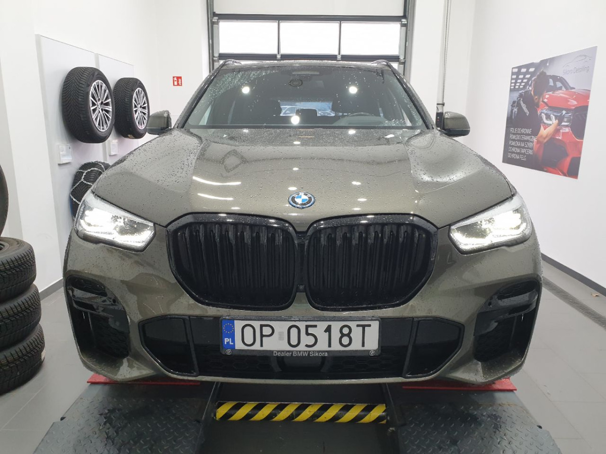 BMW X5 xDrive45e aut SUV - SUV/ Geländewagen: das Bild 5 BMW X5 xDrive45e aut SUV - SUV/ Geländewagen: das Bild 5