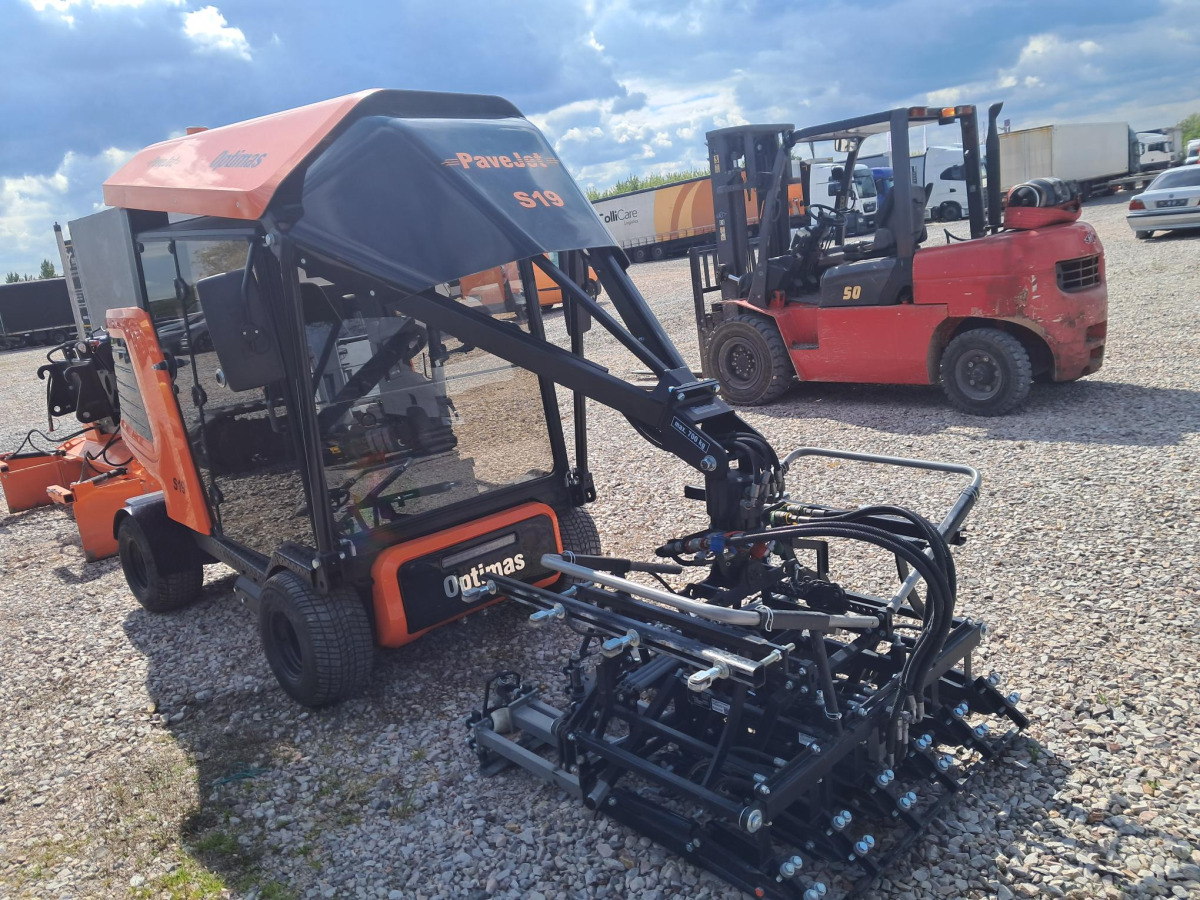 Układarka kostki brukowej OPTIMAS S19 – 2024 – 17,9 kW – kamera - Baumaschine: das Bild 1 Układarka kostki brukowej OPTIMAS S19 – 2024 – 17,9 kW – kamera - Baumaschine: das Bild 1