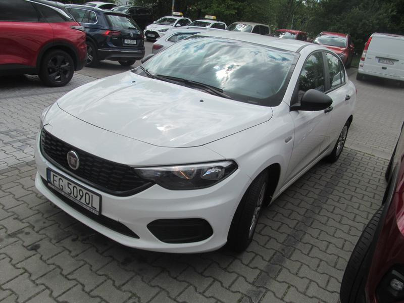 FIAT TIPO SEDAN - PKW: das Bild 2 FIAT TIPO SEDAN - PKW: das Bild 2