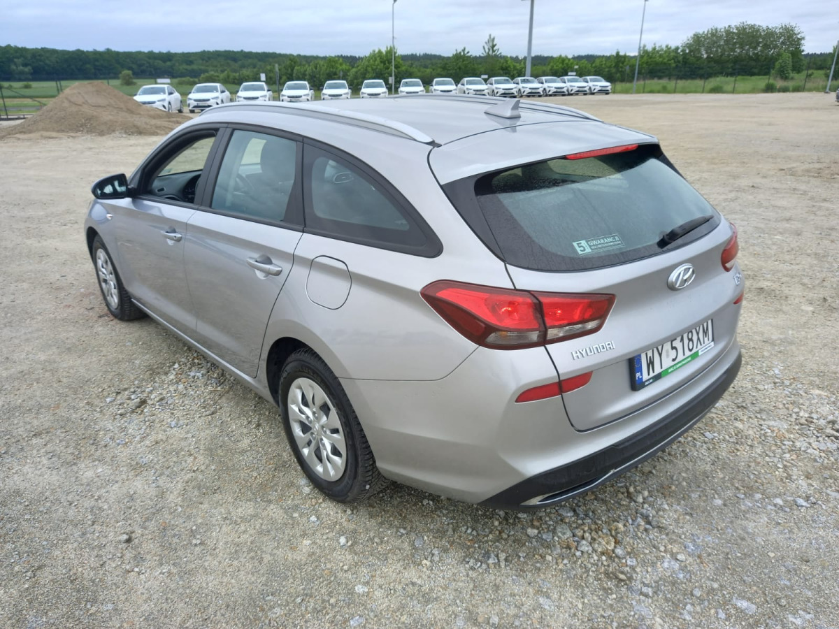 HYUNDAI I30 SUV - SUV/ Geländewagen: das Bild 4 HYUNDAI I30 SUV - SUV/ Geländewagen: das Bild 4