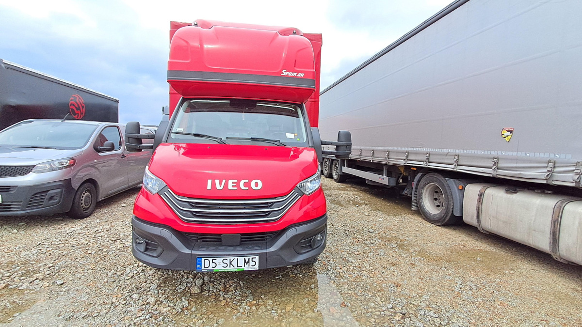 IVECO 50C18 PLANDEKA - Planen Transporter: das Bild 2 IVECO 50C18 PLANDEKA - Planen Transporter: das Bild 2