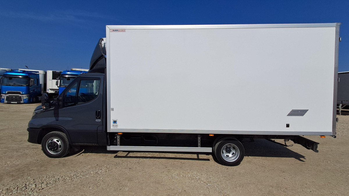IVECO DAILY 50C18 CHŁODNIA Z AGREGATEM - Kühlkoffer LKW: das Bild 4 IVECO DAILY 50C18 CHŁODNIA Z AGREGATEM - Kühlkoffer LKW: das Bild 4