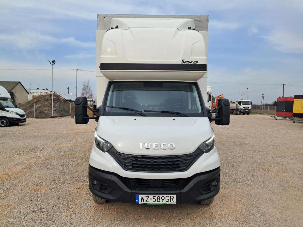 IVECO DAILY KONTENER Z WINDĄ - Koffer Transporter: das Bild 3 IVECO DAILY KONTENER Z WINDĄ - Koffer Transporter: das Bild 3