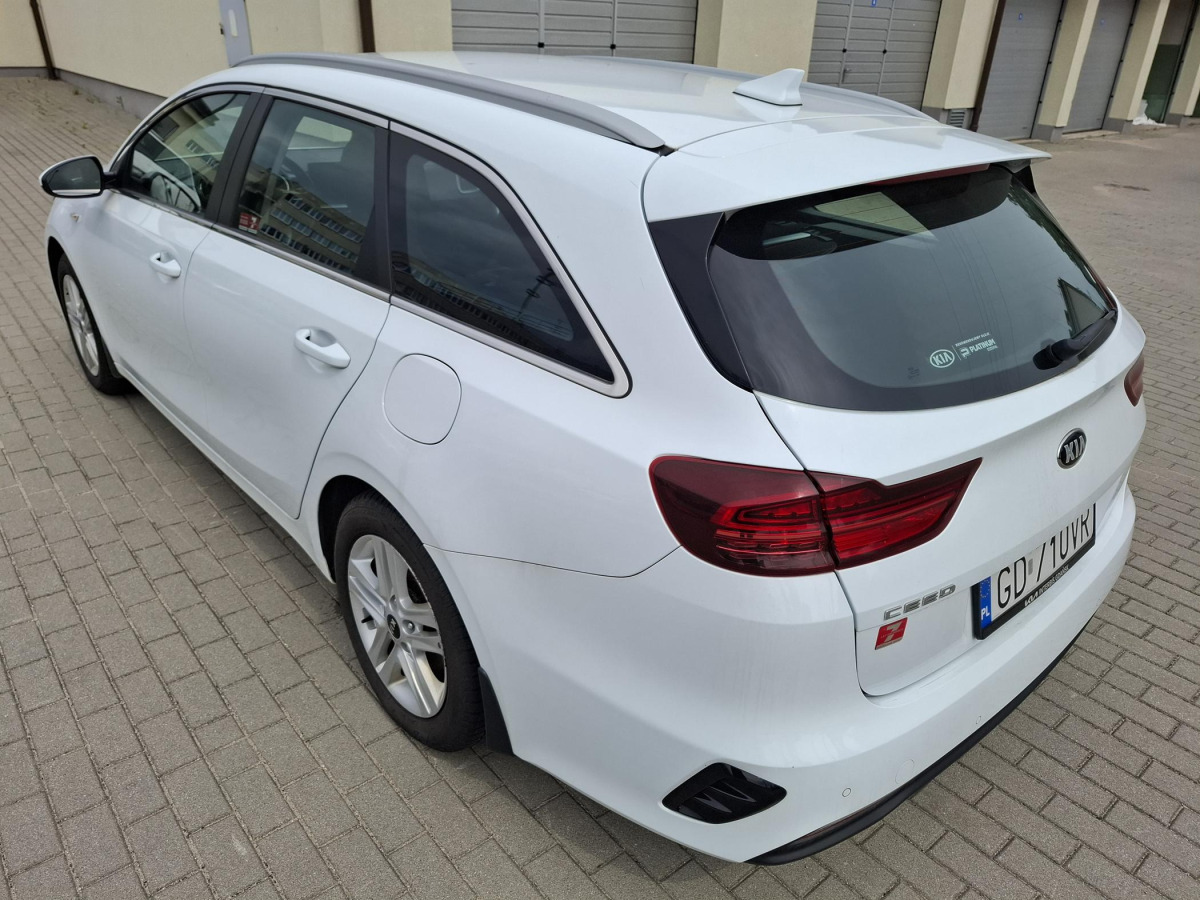 KIA CEED KOMBI - PKW: das Bild 5 KIA CEED KOMBI - PKW: das Bild 5
