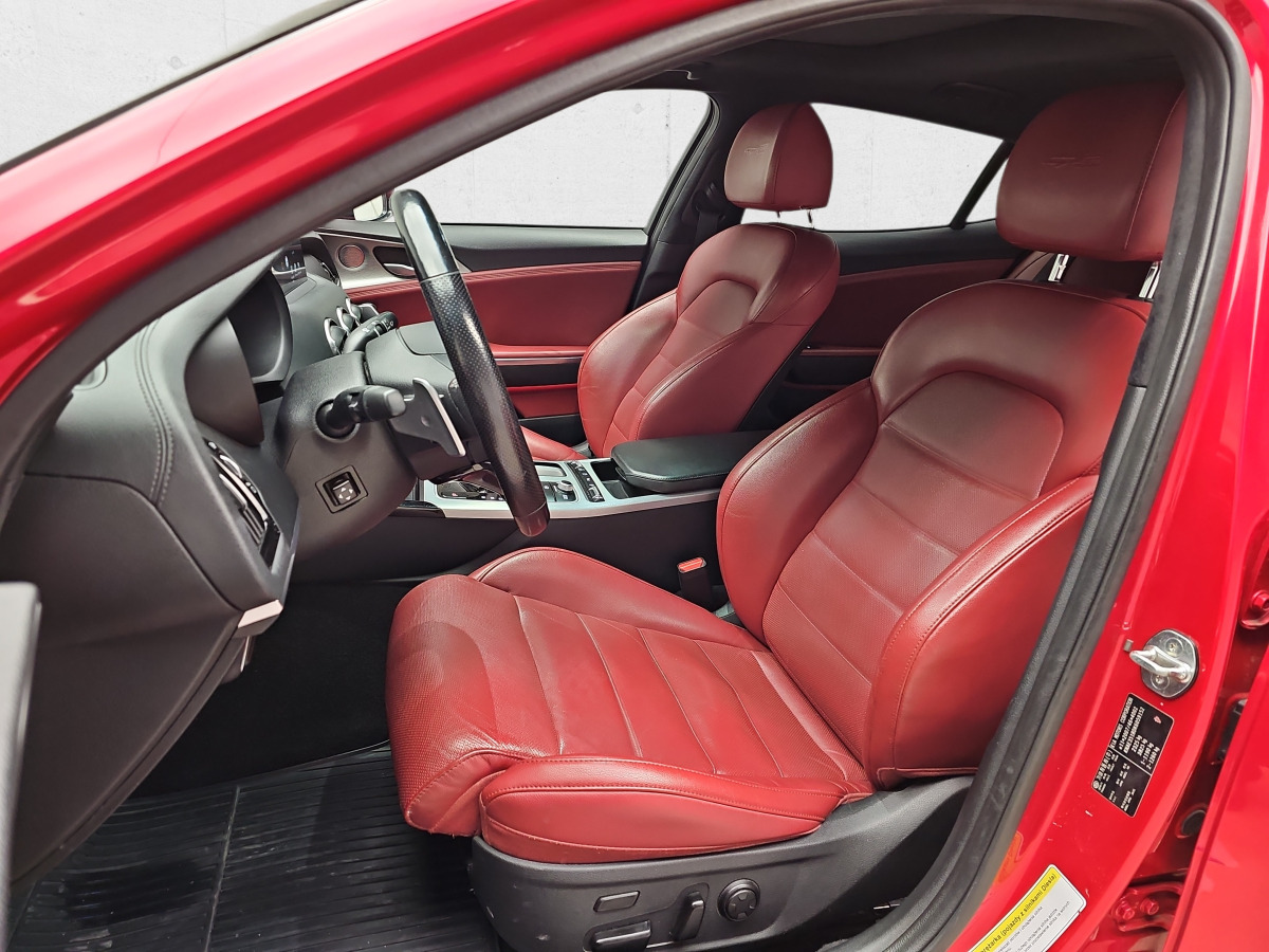 PKW KIA STINGER LIFTBACK: das Bild 12