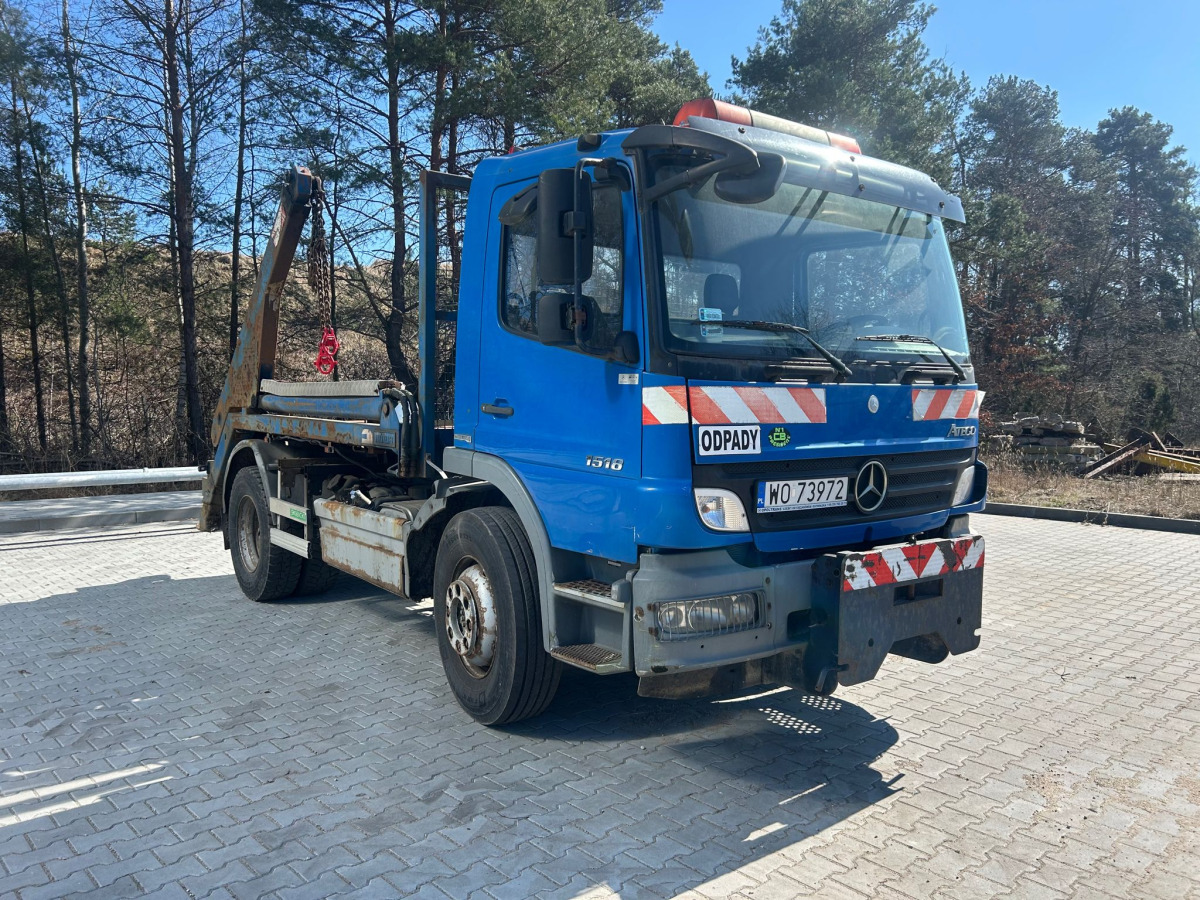 MERCEDES BENZ ATEGO HAKOWIEC - Abrollkipper: das Bild 1 MERCEDES BENZ ATEGO HAKOWIEC - Abrollkipper: das Bild 1