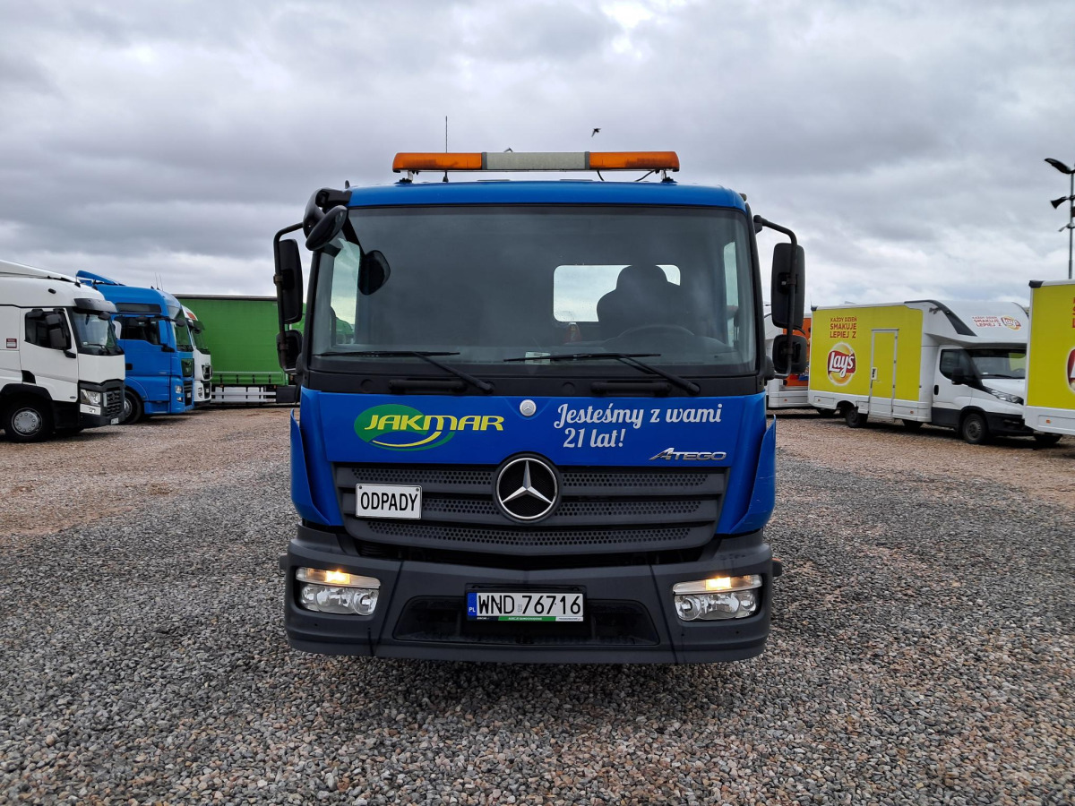 MERCEDES BENZ ATEGO HAKOWIEC - Abrollkipper: das Bild 3 MERCEDES BENZ ATEGO HAKOWIEC - Abrollkipper: das Bild 3