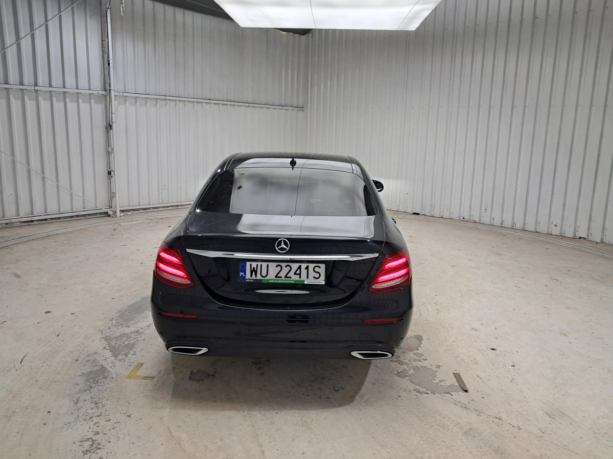 MERCEDES BENZ E 200 D SEDAN - PKW: das Bild 5 MERCEDES BENZ E 200 D SEDAN - PKW: das Bild 5