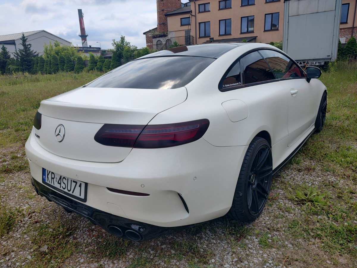 MERCEDES BENZ E KLASA COUPE - PKW: das Bild 4 MERCEDES BENZ E KLASA COUPE - PKW: das Bild 4