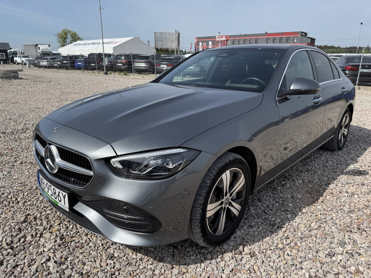 MERCEDES BENZ KLASA C SEDAN - PKW: das Bild 3 MERCEDES BENZ KLASA C SEDAN - PKW: das Bild 3